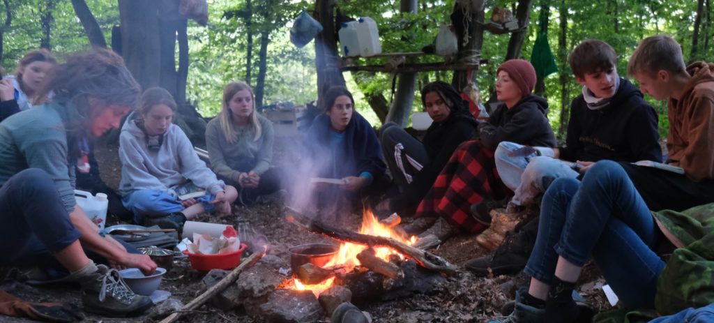 Petits ruisseaux Qui dit printemps dit mouvement